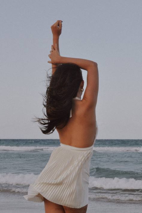 Meshki Darya geplooide mini-halterjurk kleding tarwe XP0T665